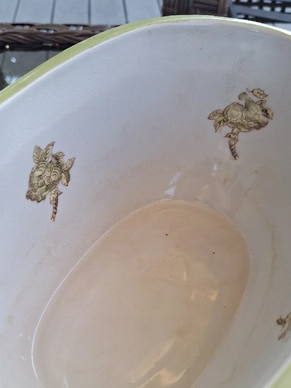 Vintage Porcelain footbath planter, classical Chinoiserie toile design